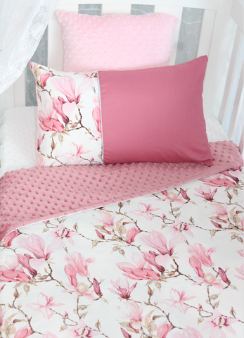 Magnolia Comforter 